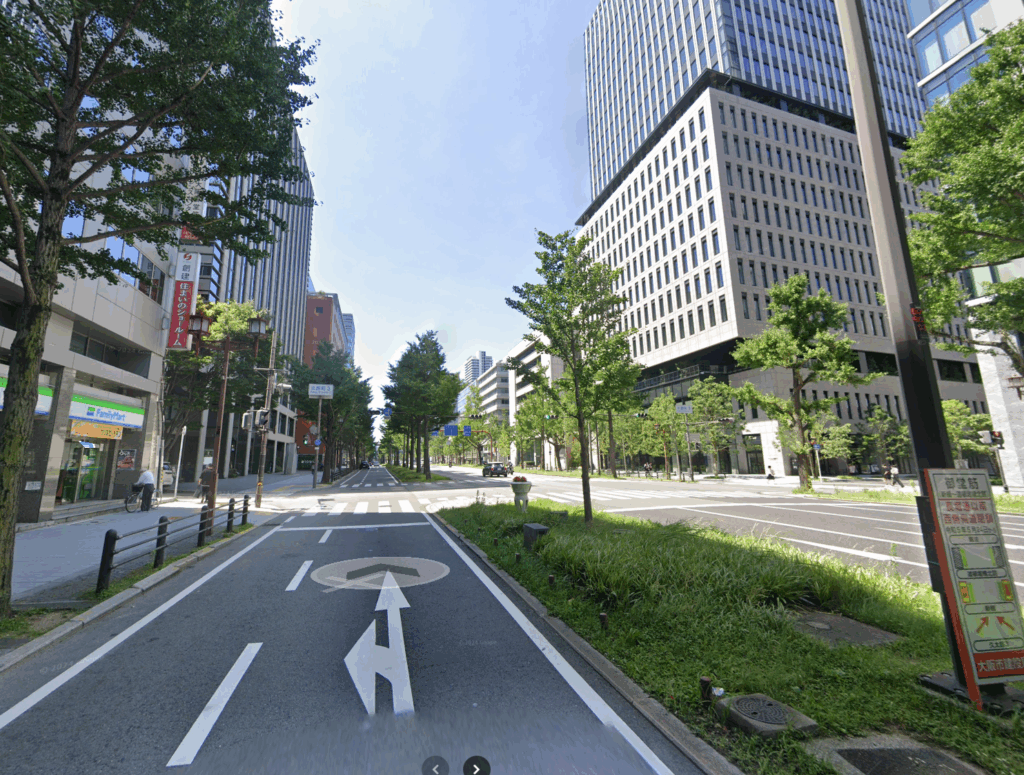 創建御堂筋ビル外