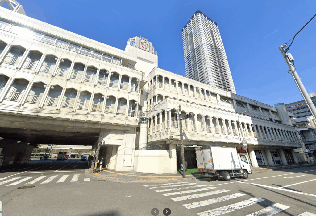 阪急千里中央ビル外