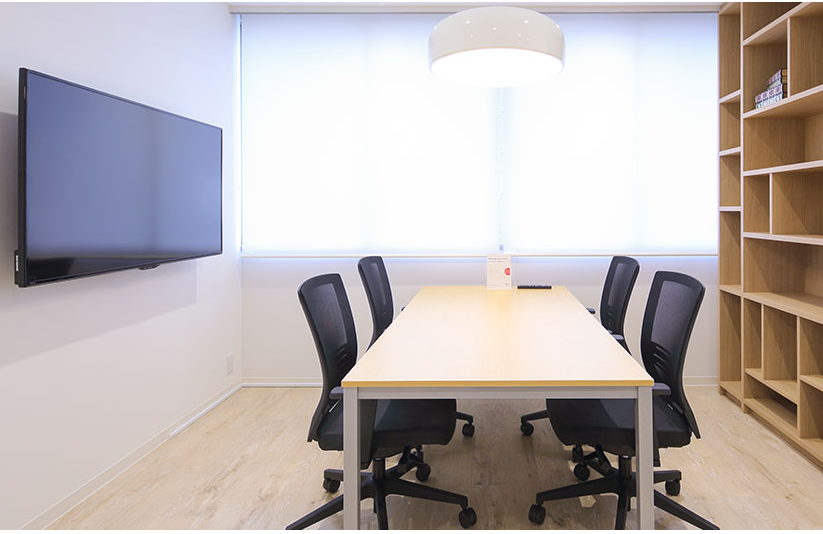茨木東阪急ビル会議室