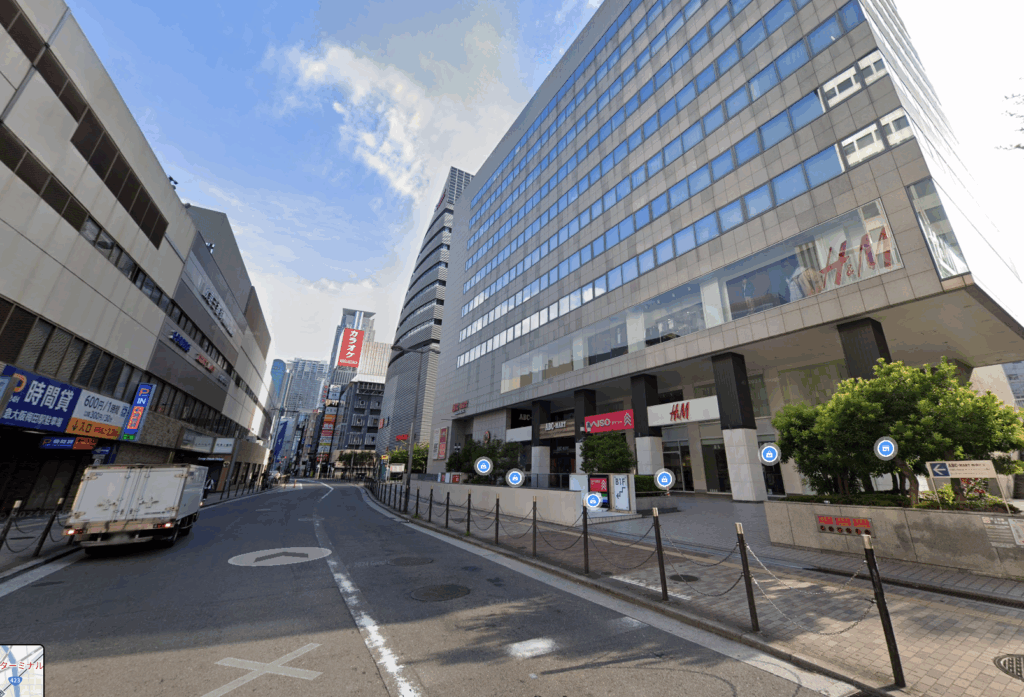 阪急ターミナルビル外