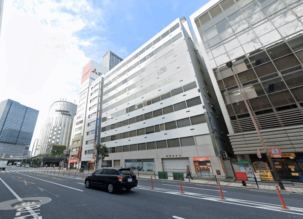 西阪急ビル外観